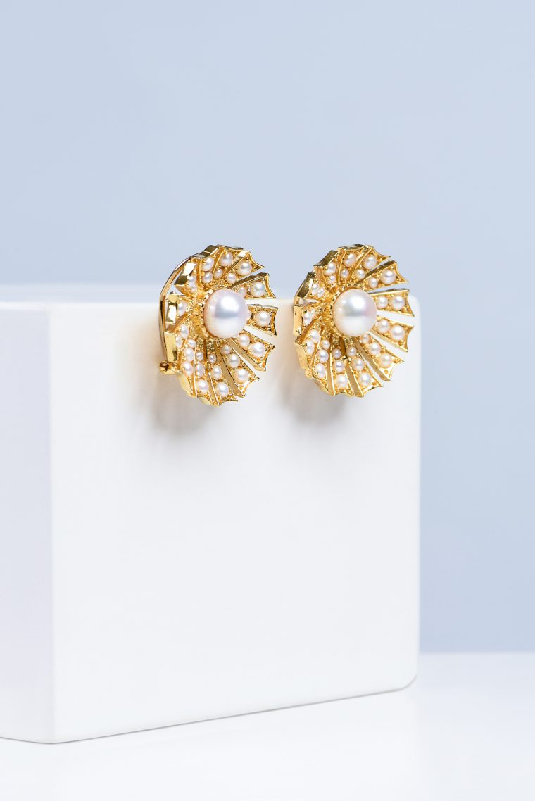 Pearl Oyster Earrings - Gold Plated - Image 2